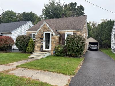 Property at 10 Dexter Ave, Whitesboro, NY