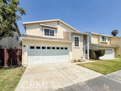 Property at 11560 Honeyglen Rd, Pacoima, CA