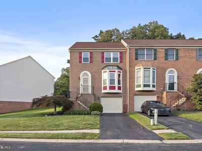 815 Albion Pl