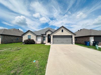 3337 White Horse Dr