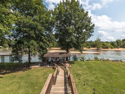472 Paradise Acres