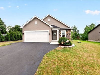 22 Bennett Ave