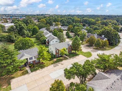 1504 Surrey Ln #C
