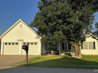 201 Whitetail Ave