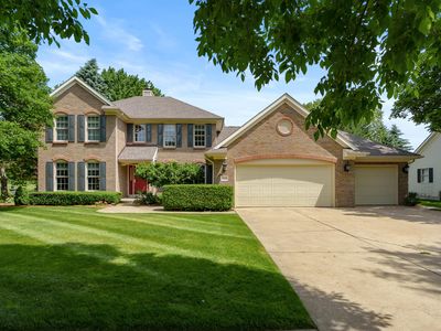 7376 Dunross Dr