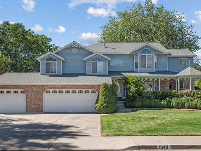 1549 E Pheasant Run Dr