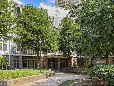5563 Seminary Rd APT 107