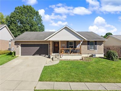 1496 Eastridge Ave