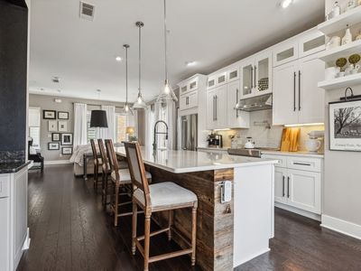 4060 Spring Valley Rd #101