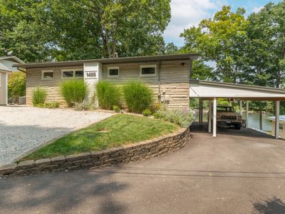 1495 W Shore Ct