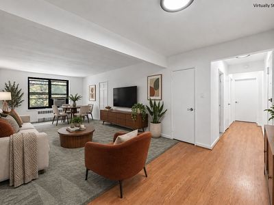 84-01 Main St APT 325