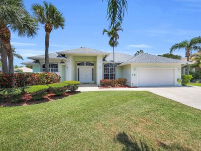 521 Cypress Circle