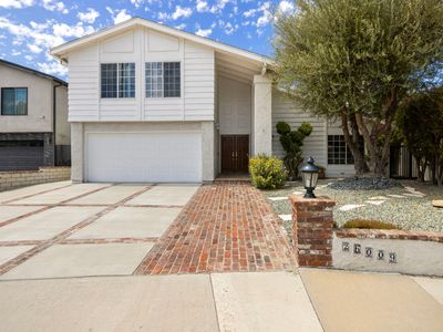 26009 Redbluff Dr