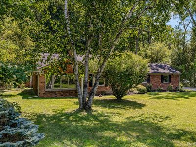 4915 Walnut Lake Rd
