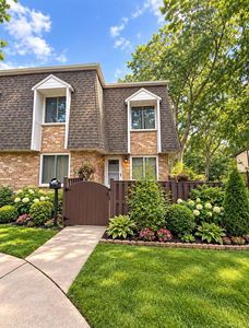 177 Cambridge Drive