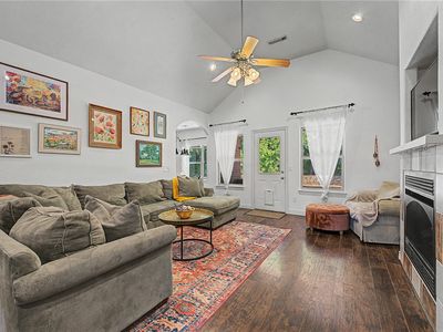 432 Hunter Allen Dr