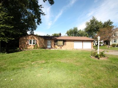 5410 Surrey Dr