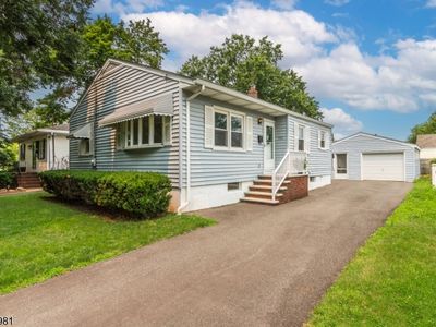 521 Dalay Pl