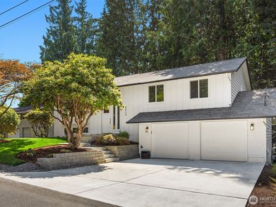 8820 194th Street SW