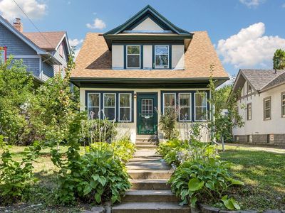 4119 Pleasant Ave