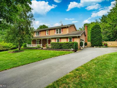 105 Lakeview Dr