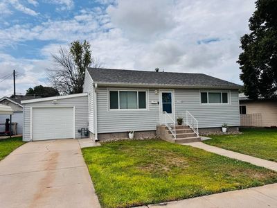 Property at 1204 Candace Dr, Ogallala, NE