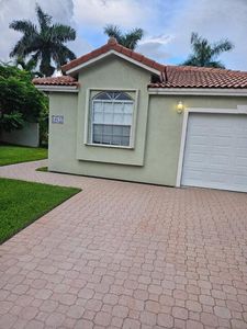 10627 NW 7TH Street