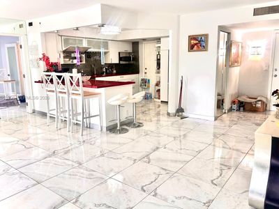 300 Diplomat Pkwy APT 301