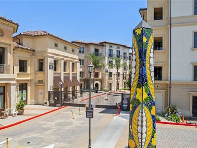 23500 Park Sorrento Unit H32