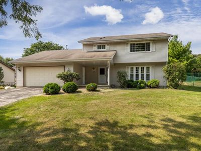 7305 Gladstone Drive