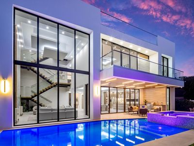 501 NE Spanish Court