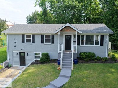 126 Woodberry Dr