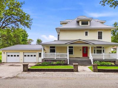 106 N Chesney St