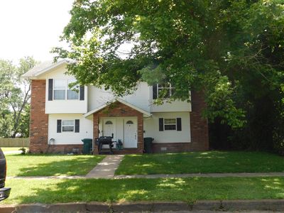 409 W Dunn