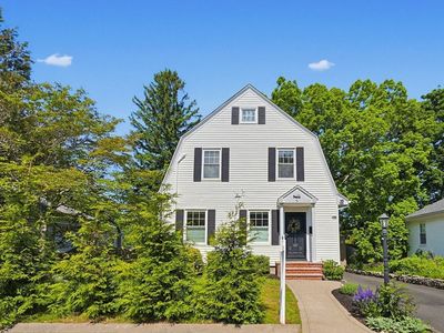 9 Commonwealth Ave