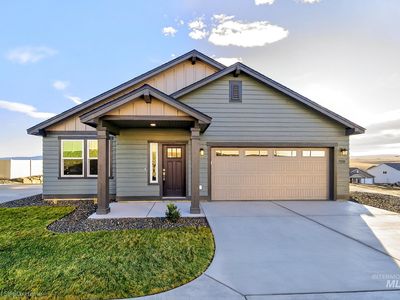 5561 E Lekeitio Village Dr