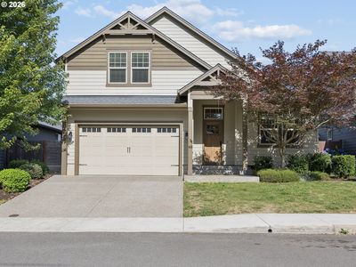 116 NE Oak View Ln