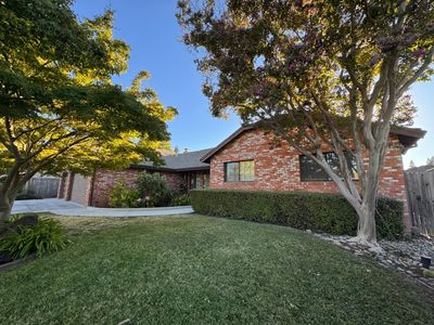 7064 Gloria Dr
