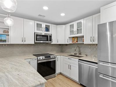 2794 Farmstead Rd SE