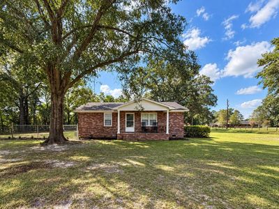 1413 Beach Rd