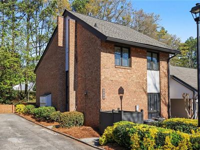 3293 Clairmont North NE