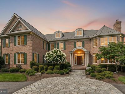 1 Dovecote Ln