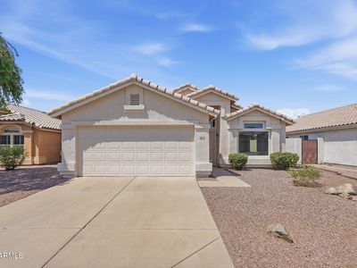 972 E CONSTITUTION Drive