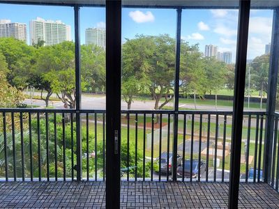 3475 N Country Club Dr APT 409