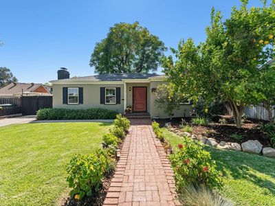 395 N Daisy Ave