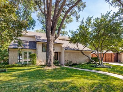 3722 Wooded Creek Dr
