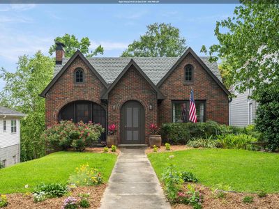 1419 Clermont Dr
