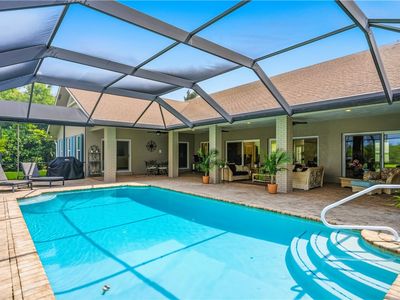 2100 Seminole Shores Ln