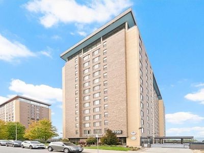 700 E 8th St Unit 15O