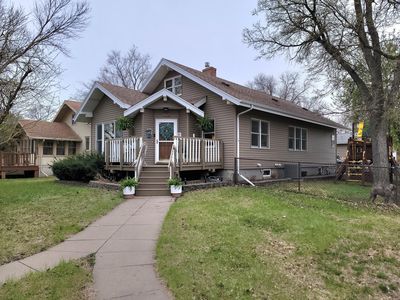 1302 S 2nd St